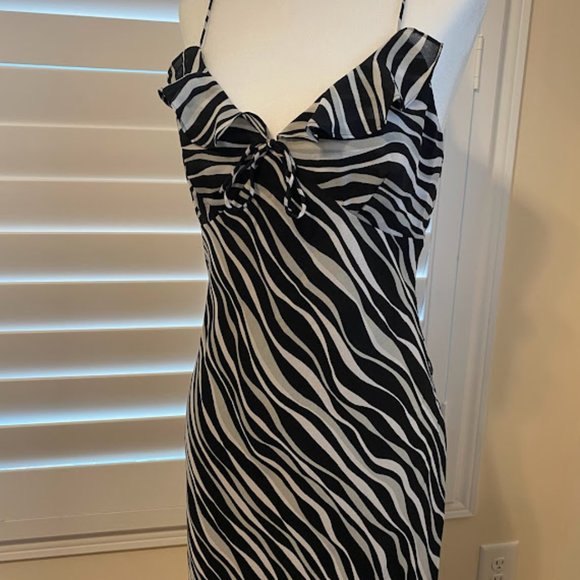 EXPRESS Black and White Mod Print Sundress – Size 5/6 - Picture 2 of 6